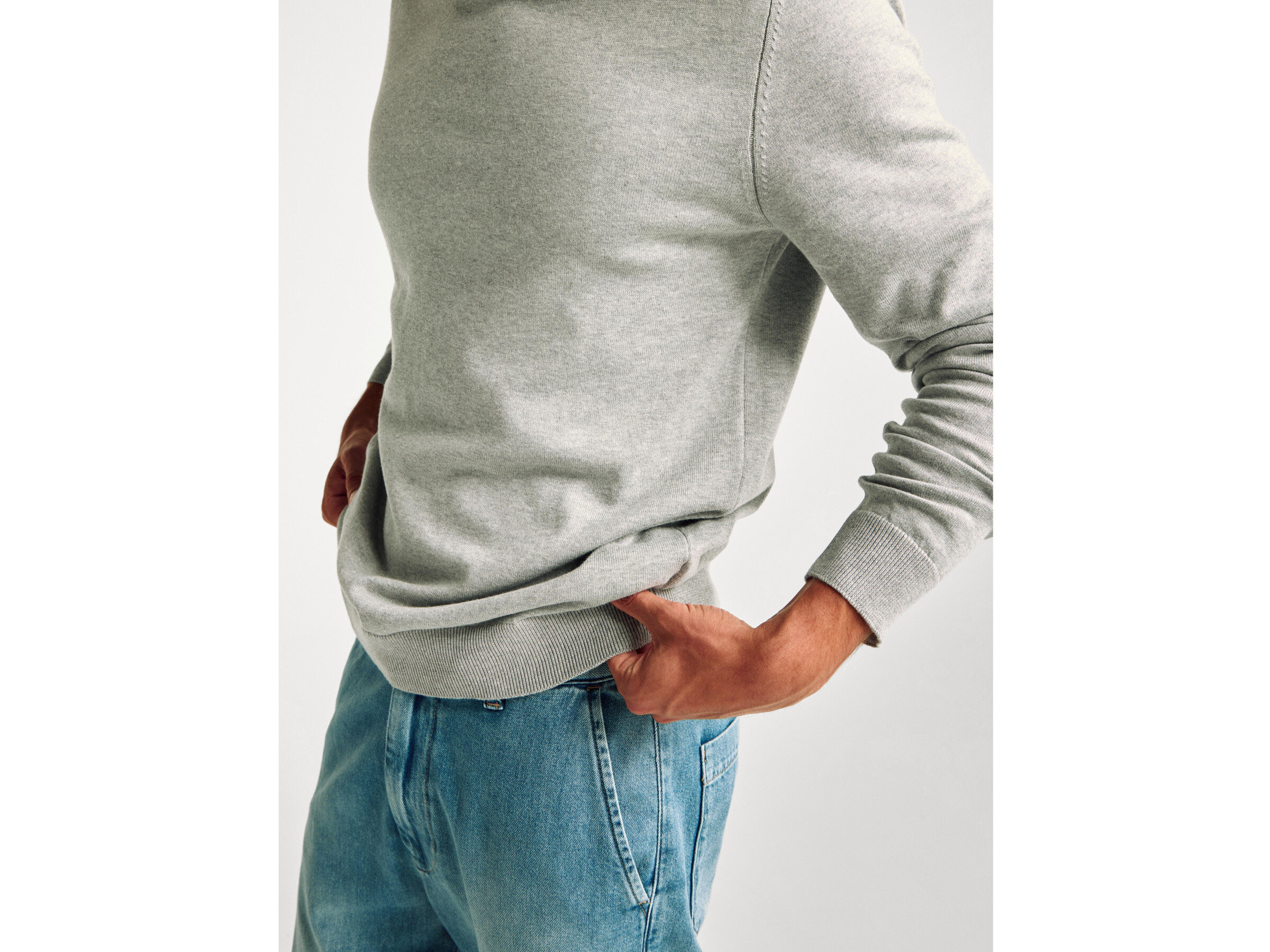 SWEATER L/S Hombre image number 3